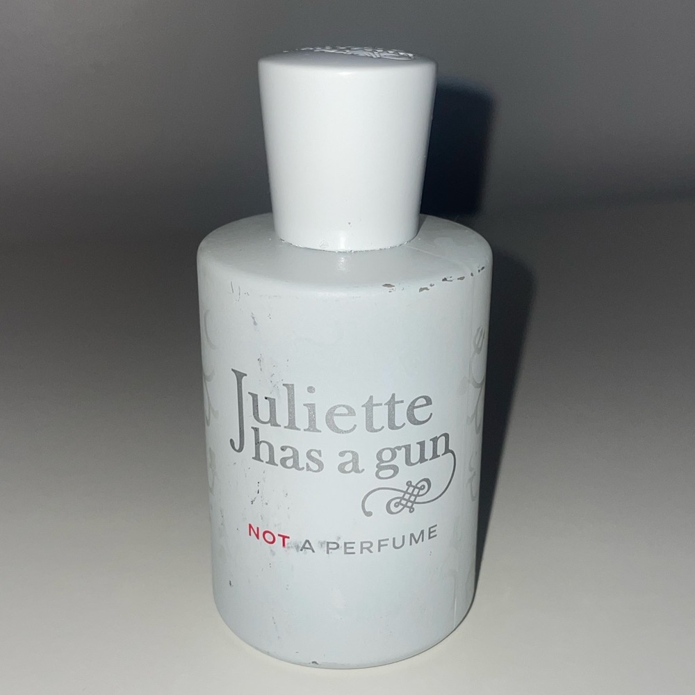 Juliette has a gun not a perfume